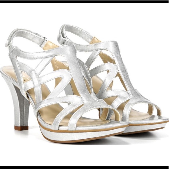 naturalizer wedding shoes